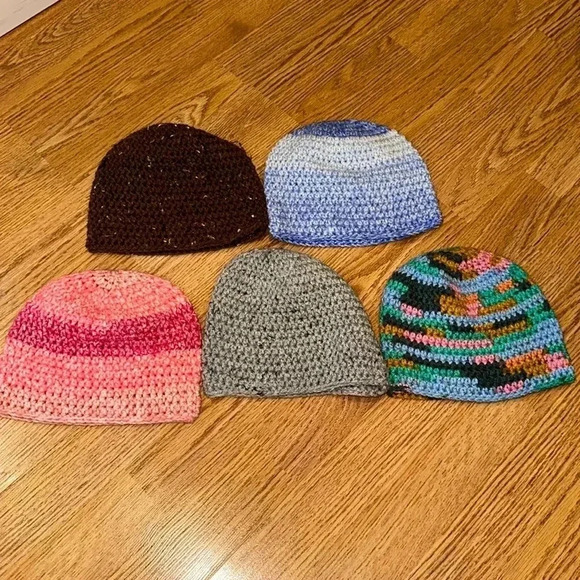 custom/handknitted/handmade toboggan custom made assorted lot of 5 hats bundle - Picture 1 of 3